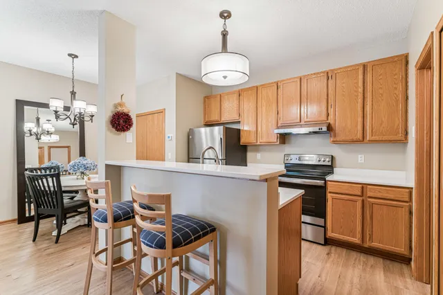 $295,000 | 8465 Cortland Road, Unit 125, Eden Prairie, MN 55344