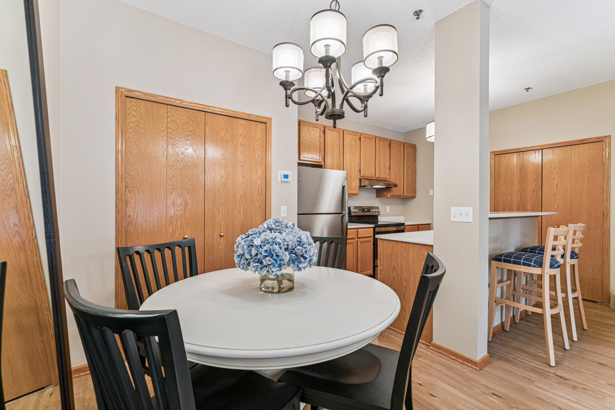 8465 Cortland Road, Unit 125 Eden Prairie, MN 55344 - Photo 6 of 26