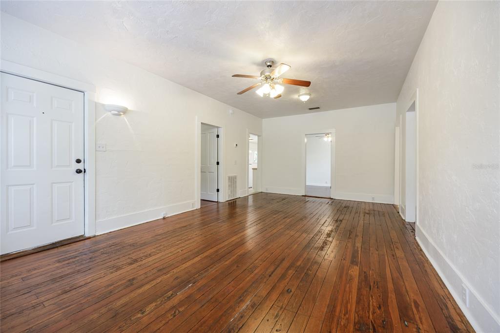 311 Southwest 3rd Avenue Gainesville, FL 32601 - Photo 12 of 46