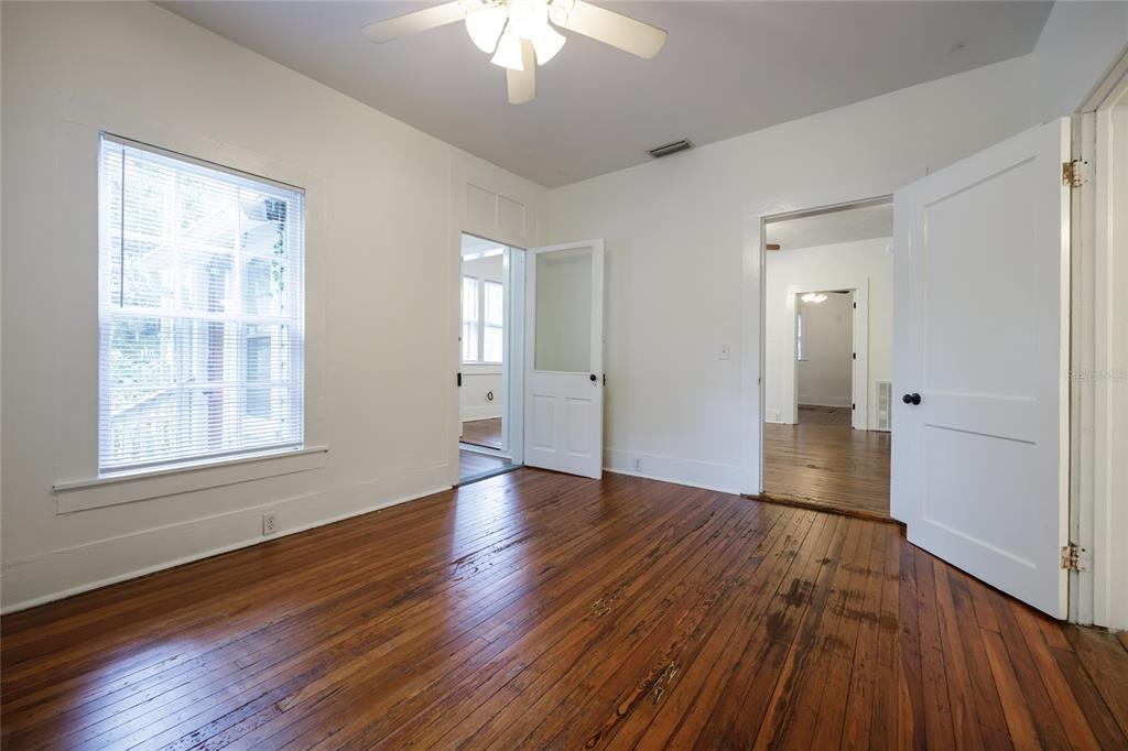 311 Southwest 3rd Avenue Gainesville, FL 32601 - Photo 23 of 46