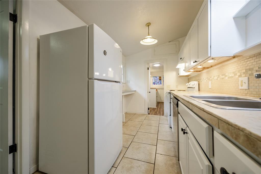 311 Southwest 3rd Avenue Gainesville, FL 32601 - Photo 31 of 46