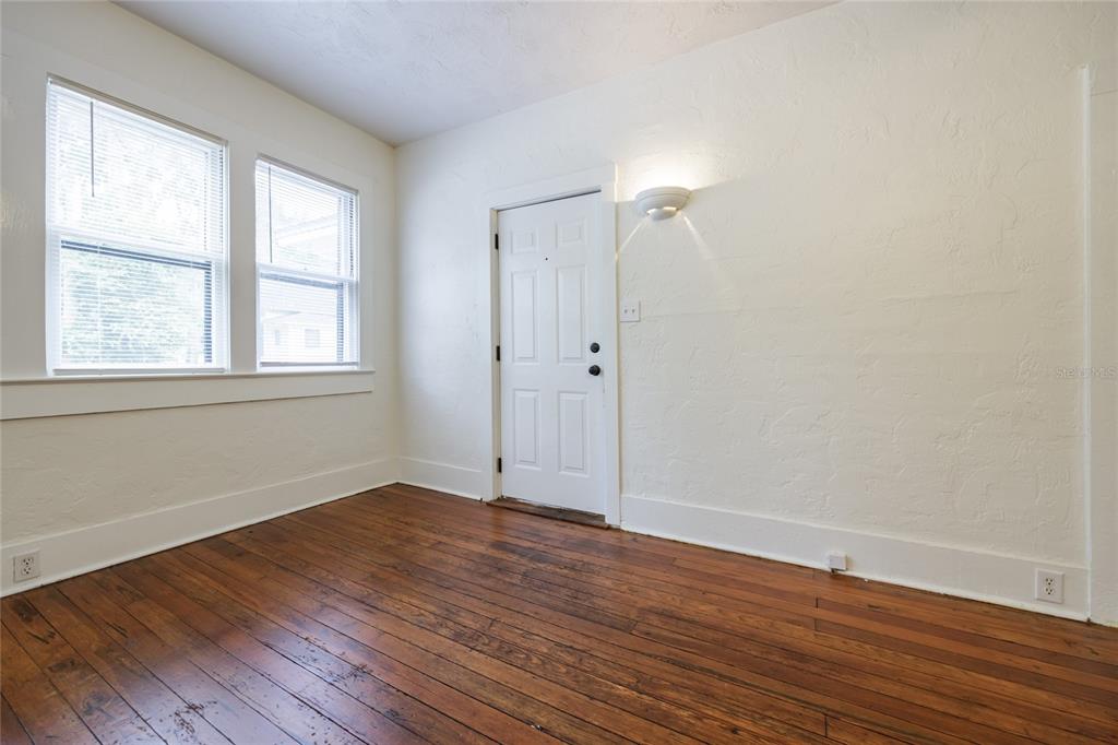 311 Southwest 3rd Avenue Gainesville, FL 32601 - Photo 10 of 46