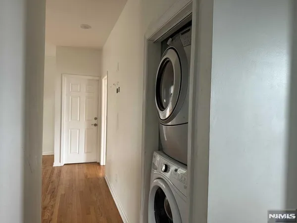 $2,800 | 143 West 2nd Street, Unit 2, Clifton, NJ 07011