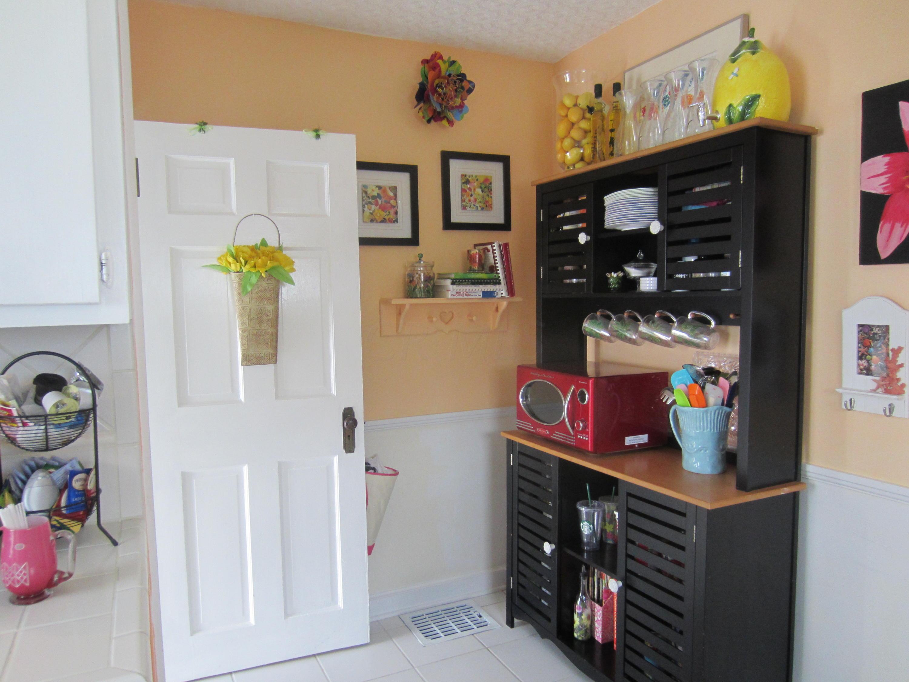 946 Vernon Road Columbus, OH 43209 - Photo 12 of 25