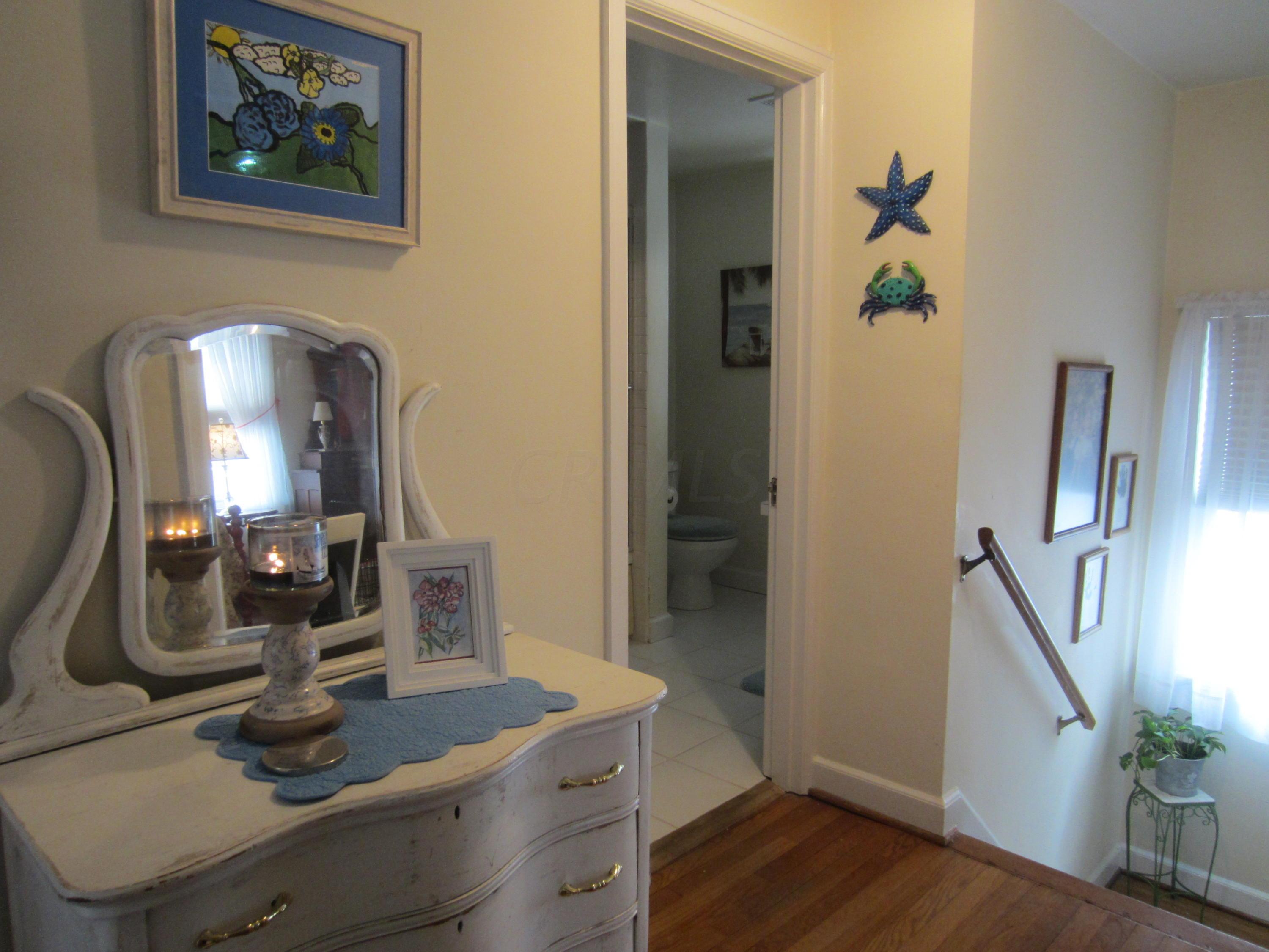 946 Vernon Road Columbus, OH 43209 - Photo 17 of 25