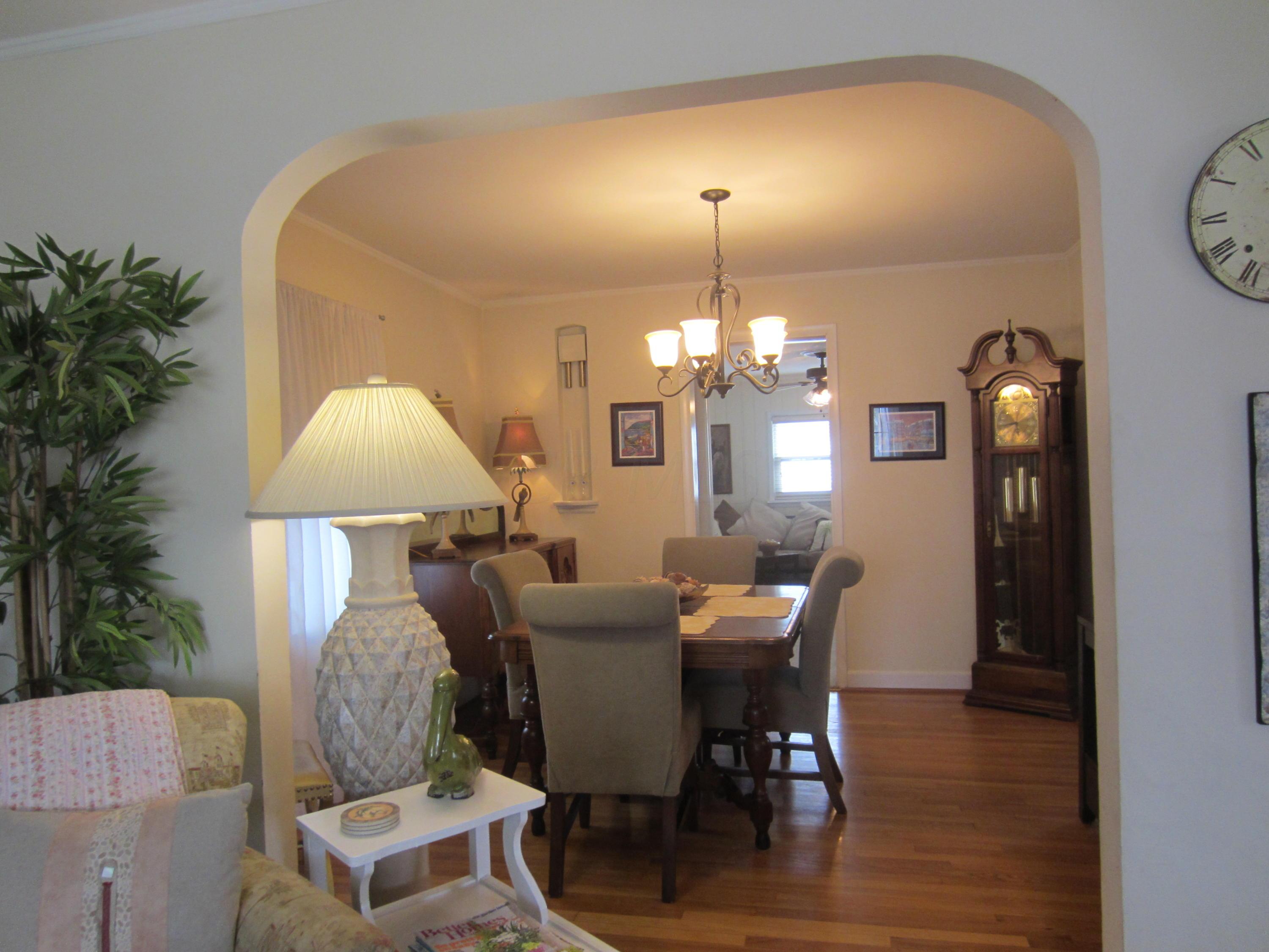 946 Vernon Road Columbus, OH 43209 - Photo 5 of 25