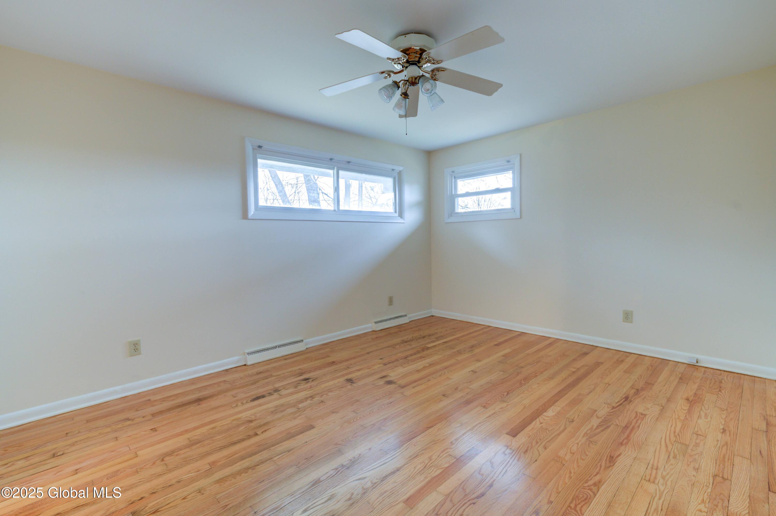 4 Buttercup Drive Albany, NY 12211 - Photo 23 of 34 7-4 Buttercup