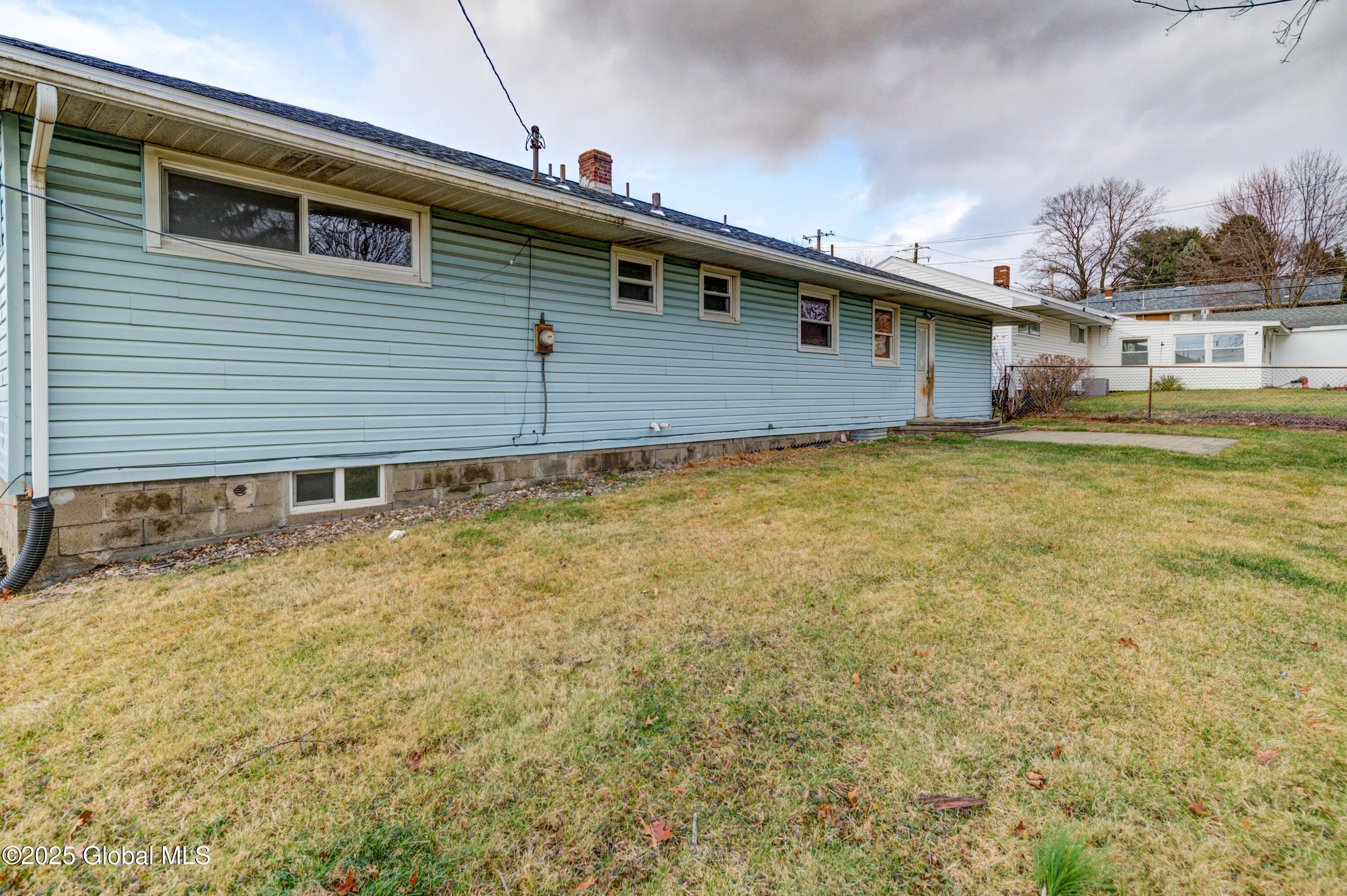 4 Buttercup Drive Albany, NY 12211 - Photo 31 of 34 27-4 Buttercup