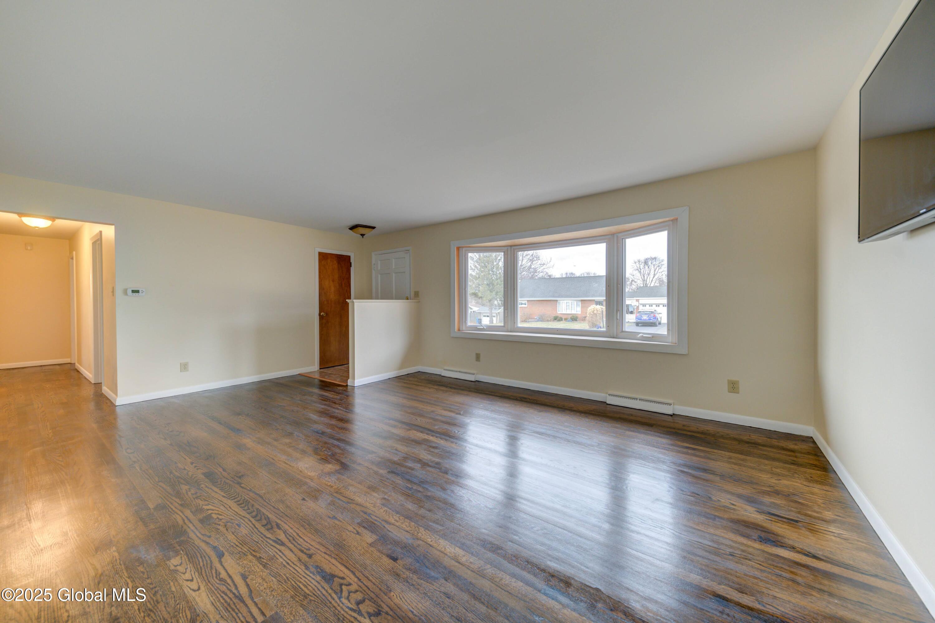 4 Buttercup Drive Albany, NY 12211 - Photo 10 of 34 2-4 Buttercup