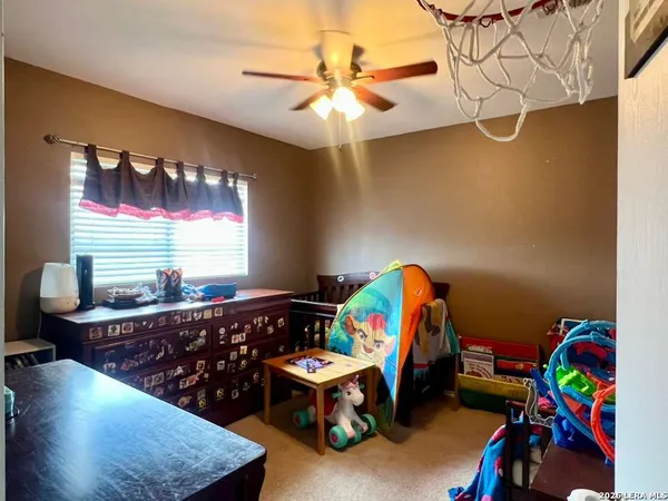 $2,299 | 16406 Clydesdale, Selma, TX 78154