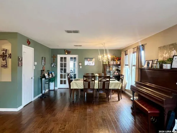 $2,299 | 16406 Clydesdale, Selma, TX 78154