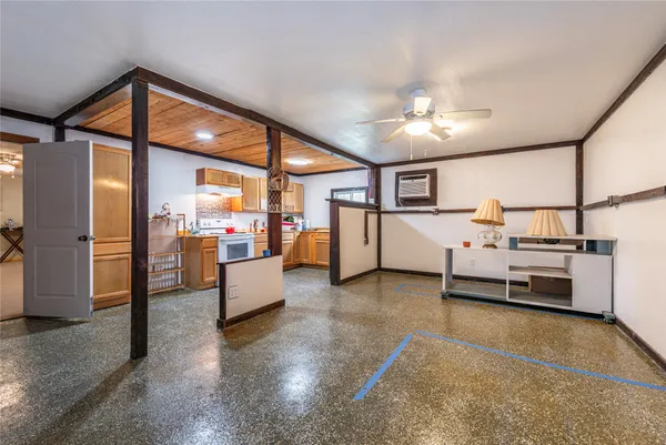 $1,400 | 12320 Farm To Market Road 1764, Unit B, Santa Fe, TX 77510