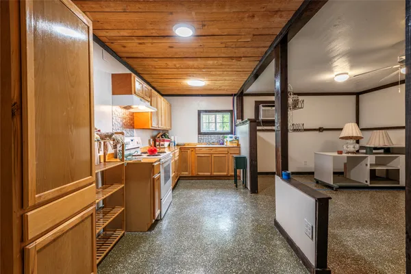 $1,400 | 12320 Farm To Market Road 1764, Unit B, Santa Fe, TX 77510