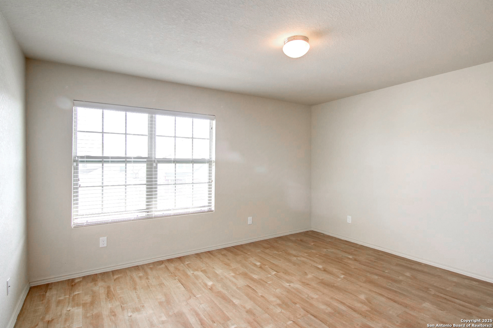 8903 Bonnie Butler San Antonio, TX 78221 - Photo 9 of 15