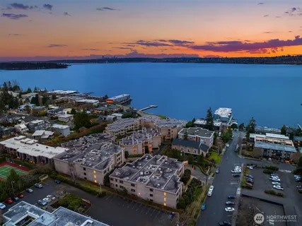 $2,250,000 | 530 Lake Street South, Unit H202, Kirkland, WA 98033