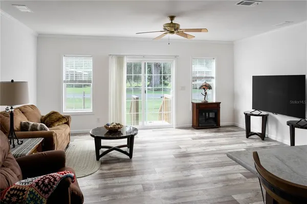 $330,000 | 10015 Northwest 45th Avenue, Ocala, FL 34482