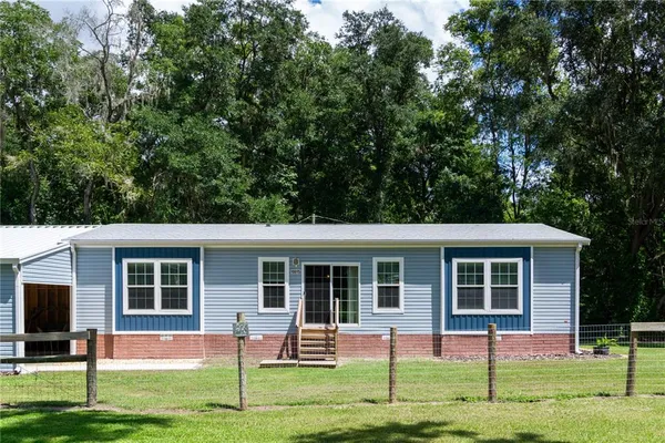 $330,000 | 10015 Northwest 45th Avenue, Ocala, FL 34482