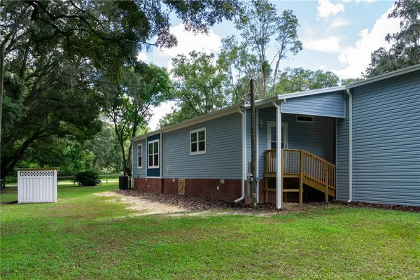 $330,000 | 10015 Northwest 45th Avenue, Ocala, FL 34482