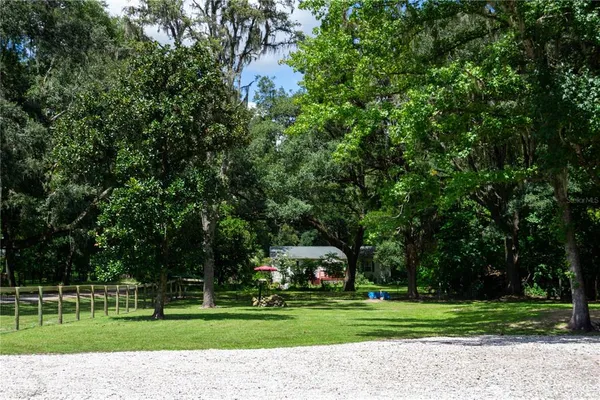 $330,000 | 10015 Northwest 45th Avenue, Ocala, FL 34482