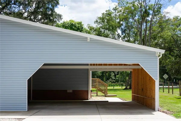 $330,000 | 10015 Northwest 45th Avenue, Ocala, FL 34482