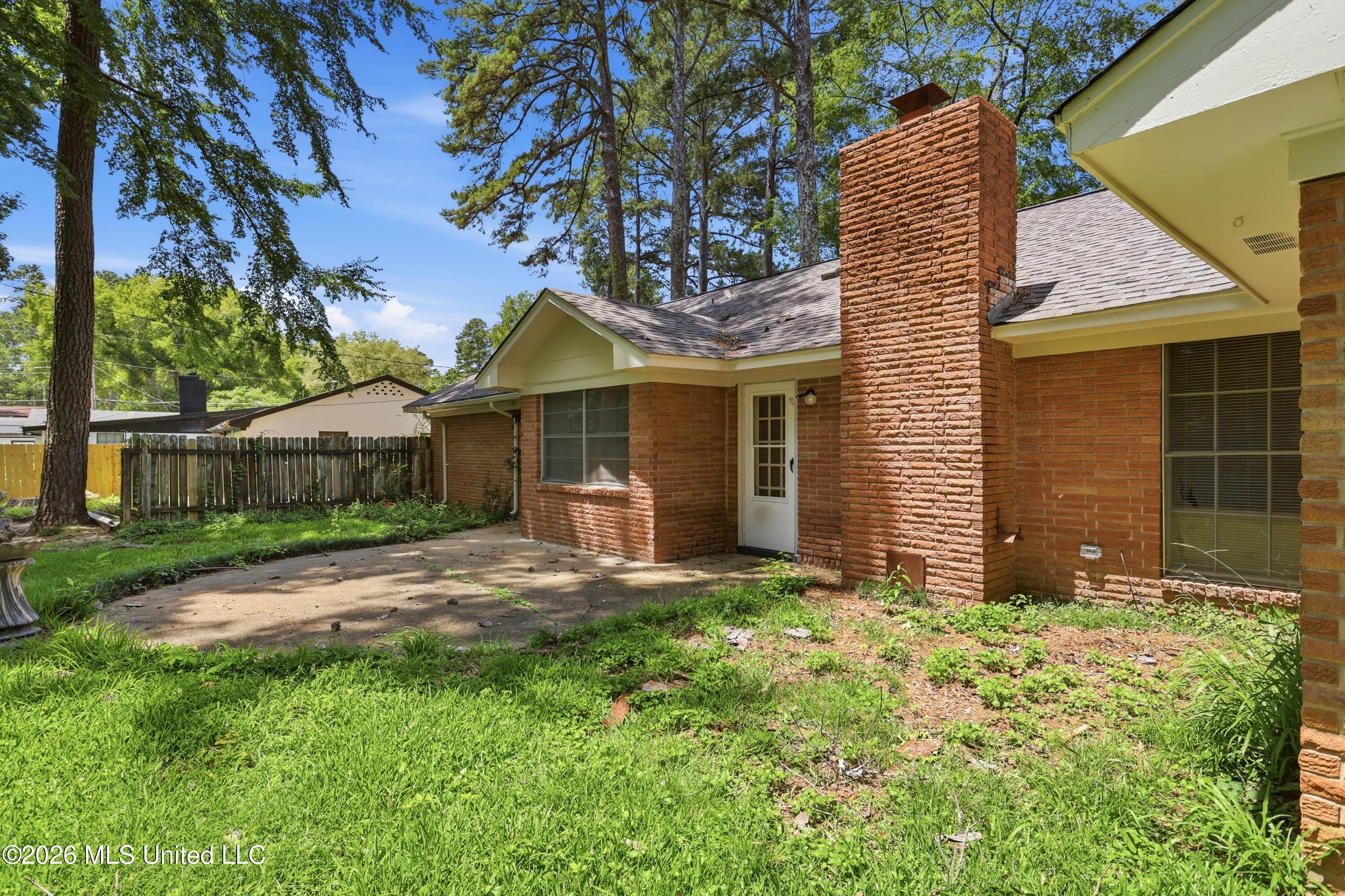 5636 Ridgewood Road Jackson, MS 39211 - Photo 31 of 31 5636 Ridgewood Rd \ Hometoursms.com (30)