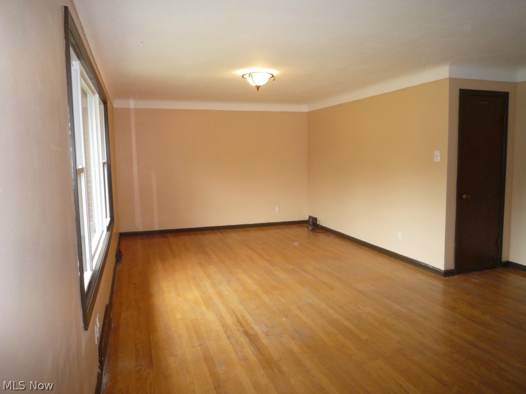 480 Harris Road Cleveland, OH 44143 - Photo 13 of 20 Gallery Image 13