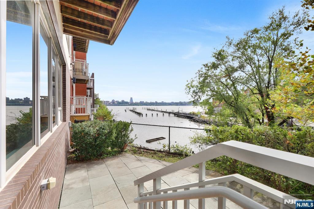 22 Vela Way Edgewater, NJ 07020 - Photo 32 of 43 a view of building from balcony