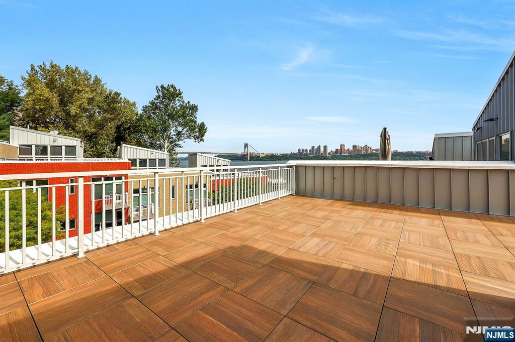 22 Vela Way Edgewater, NJ 07020 - Photo 38 of 43 a view of a terrace