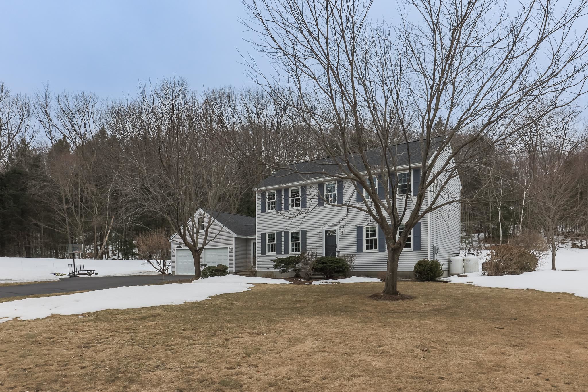 4 Deer Run Road Bow, NH 03304 - Photo 1 of 38