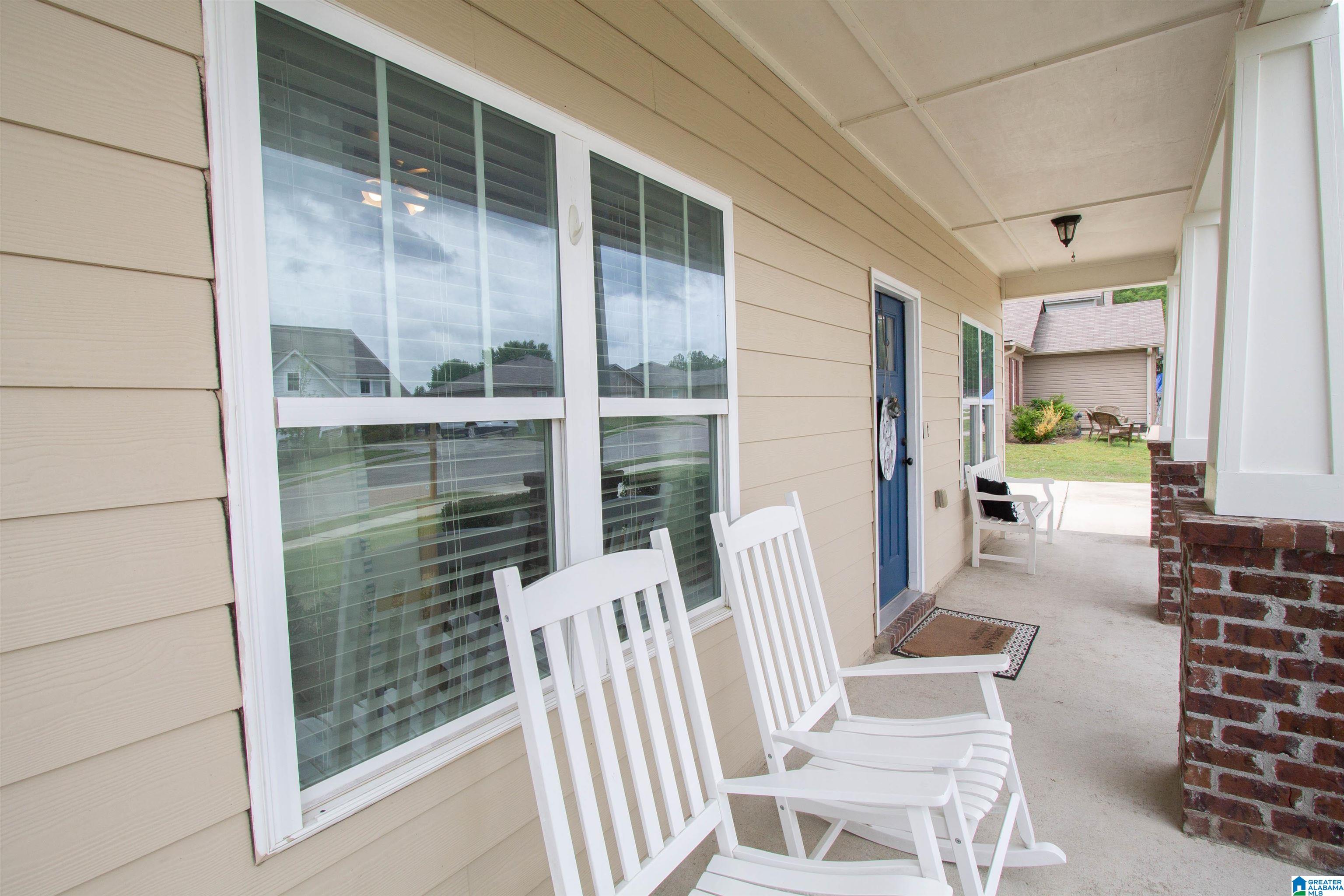 213 Hampton Drive Calera, AL 35040 - Photo 6 of 33