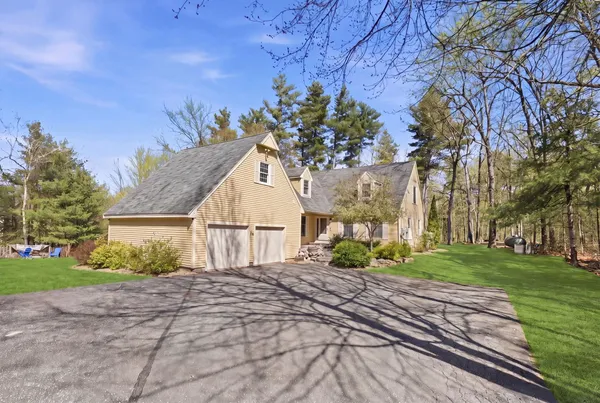 $775,000 | 82 Truell Road, Hollis, NH 03049