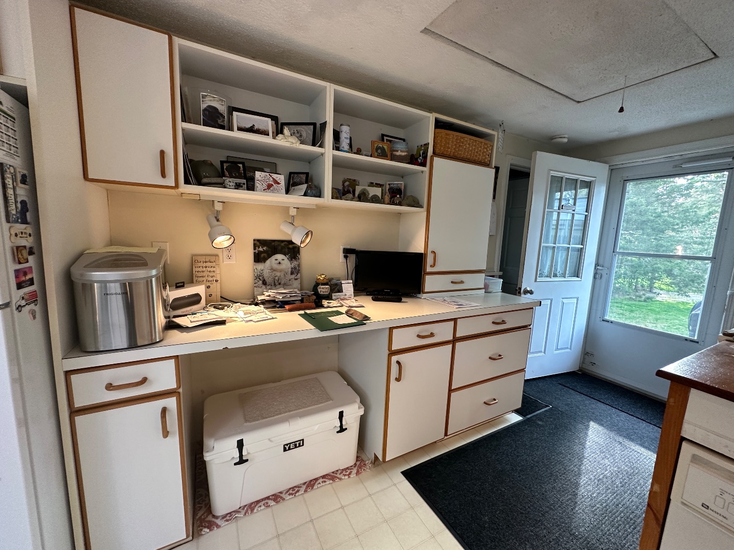 84 Pine Tree Road Vineyard Haven, MA 02568 - Photo 17 of 31 Gallery Image 17
