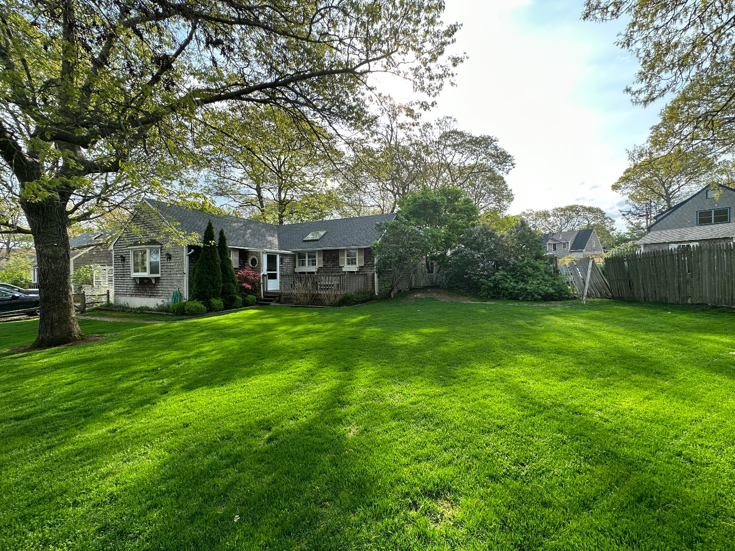 84 Pine Tree Road Vineyard Haven, MA 02568 - Photo 3 of 31 Gallery Image 3