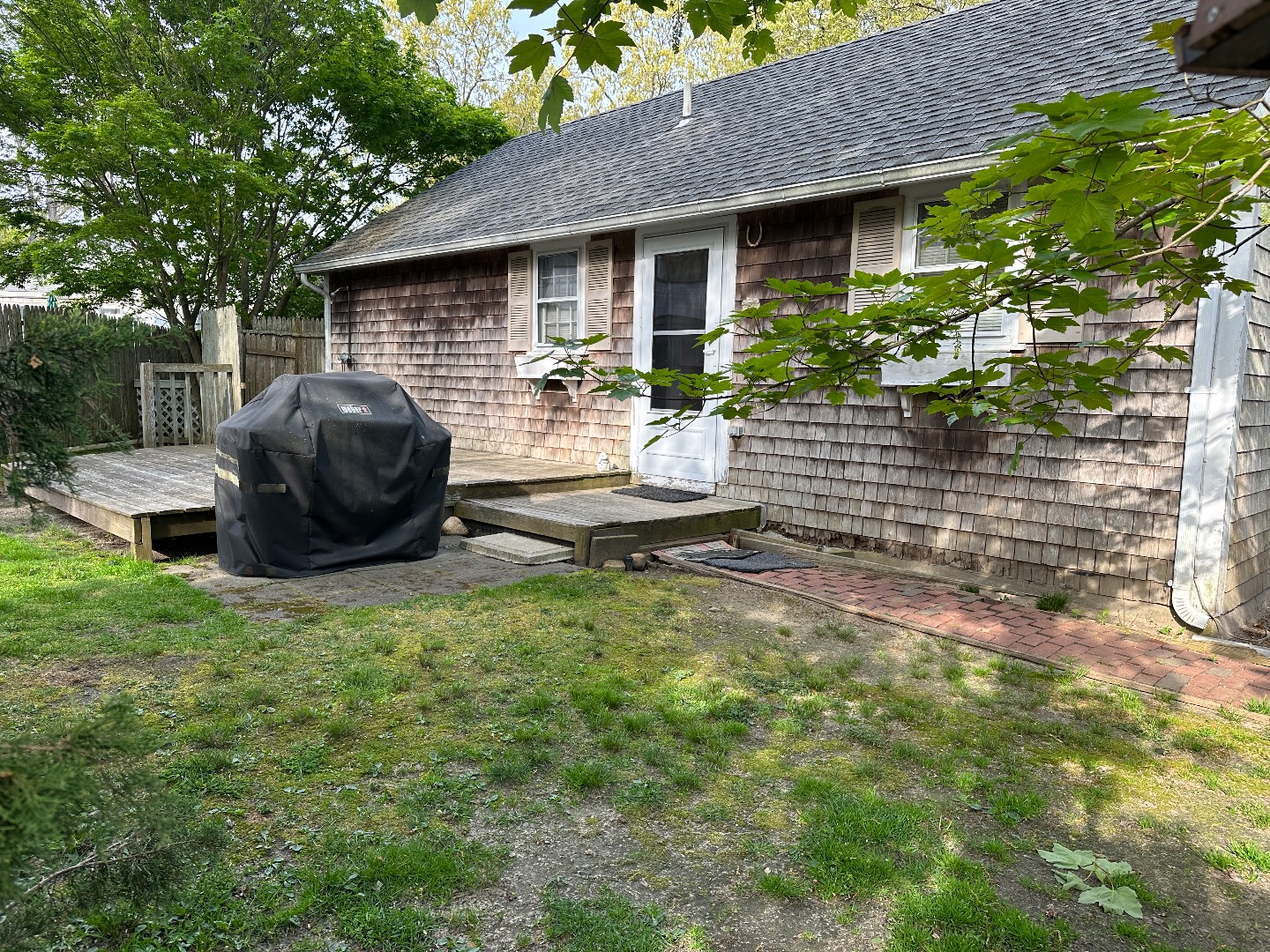 84 Pine Tree Road Vineyard Haven, MA 02568 - Photo 5 of 31 Gallery Image 5