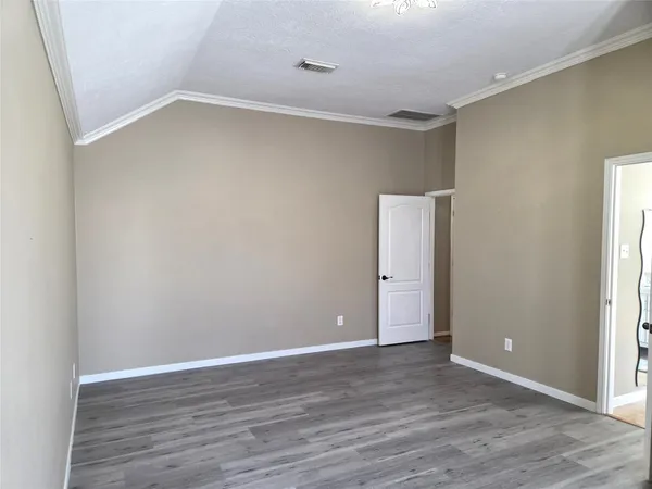 $2,100 | 19031 Golden Heath Lane, Richmond, TX 77407