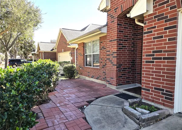 $2,100 | 19031 Golden Heath Lane, Richmond, TX 77407