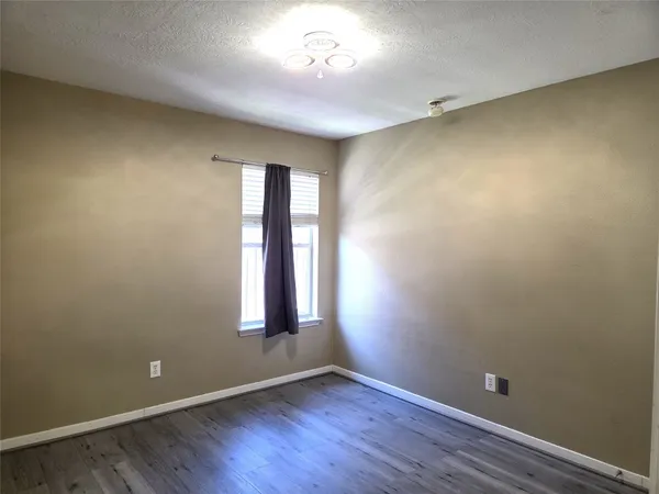 $2,100 | 19031 Golden Heath Lane, Richmond, TX 77407