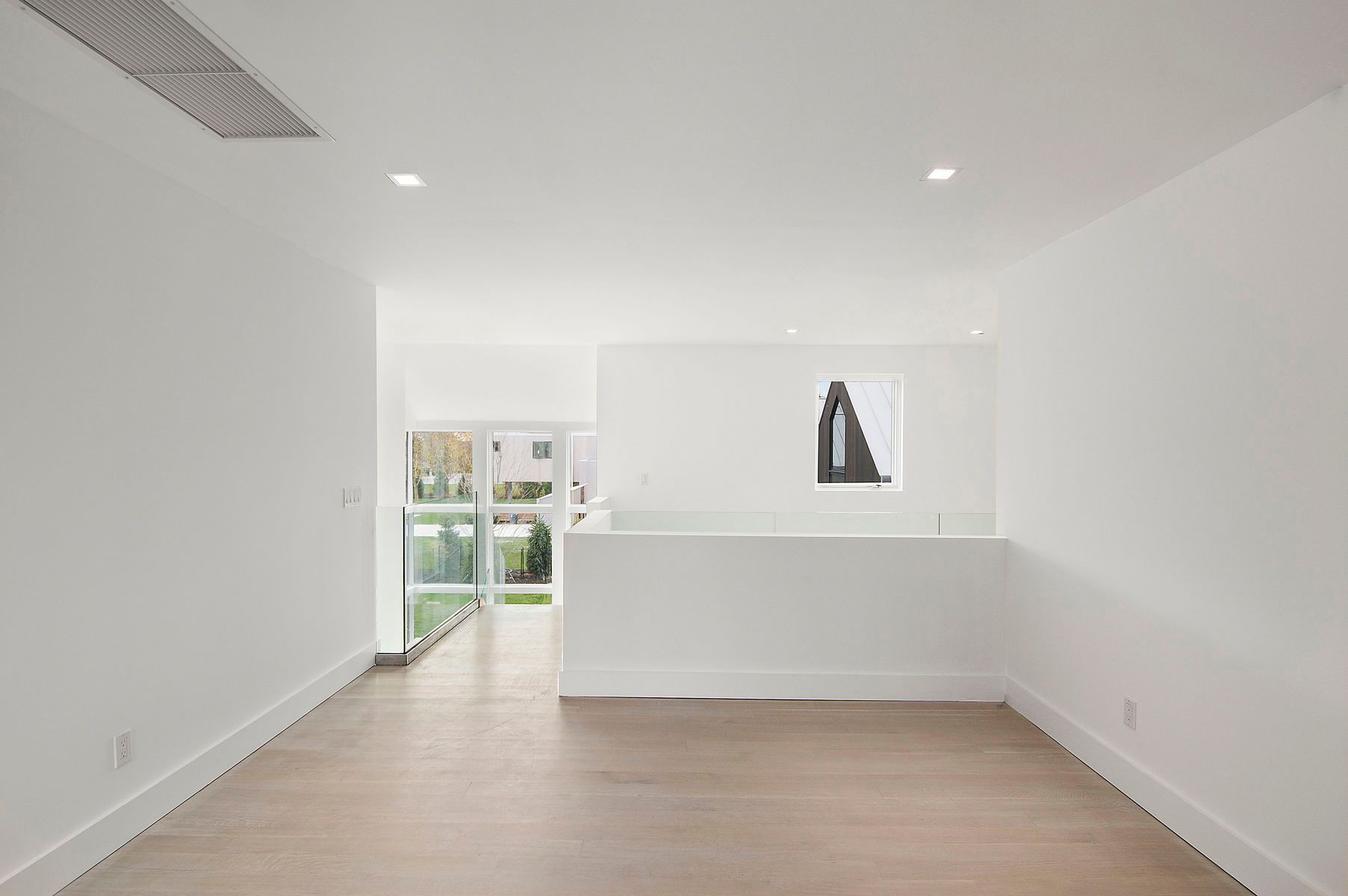 16 Fieldview Lane East Hampton, NY 11937 - Photo 19 of 25