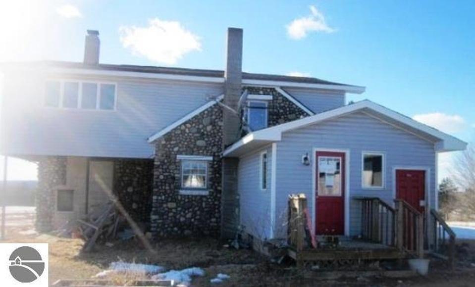2436 Somers Road Lincoln, MI 48742 - Photo 2 of 9 Gallery Image 2