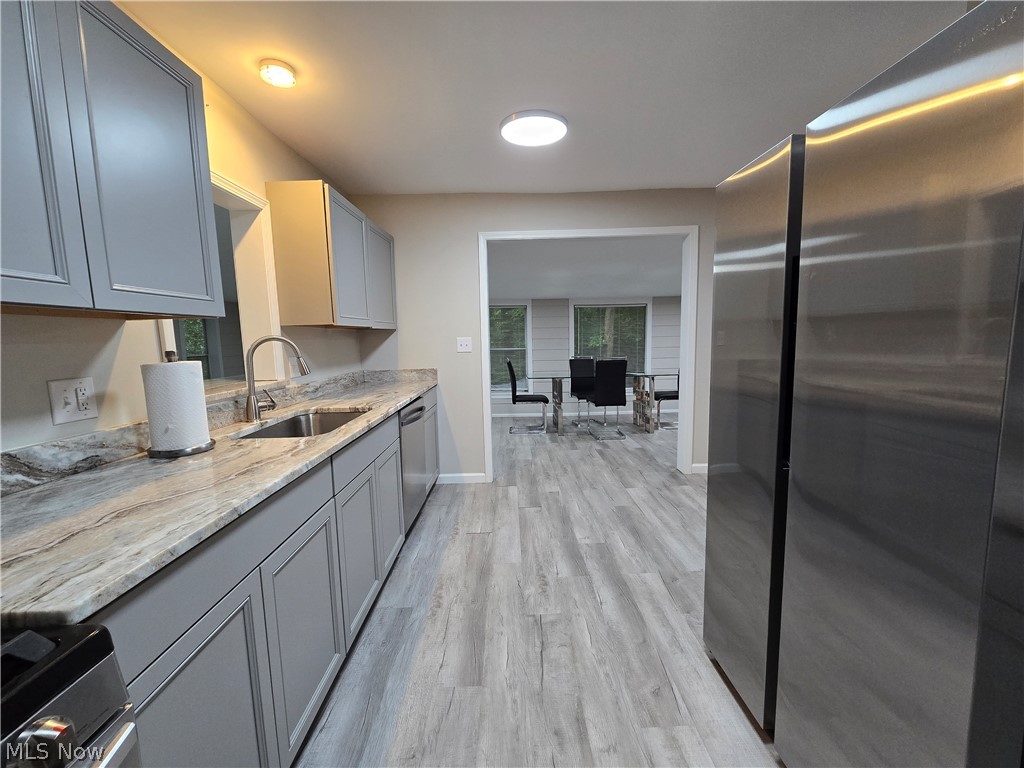 1069 Ghent Road Akron, OH 44333 - Photo 6 of 21 Gallery Image 6