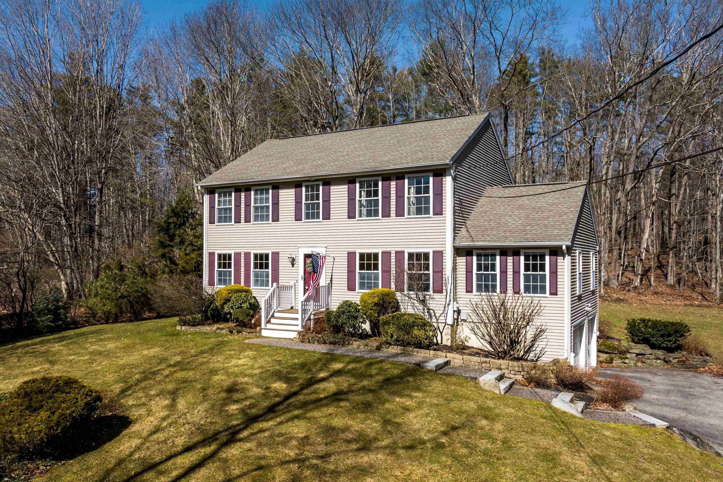 15 Wadleigh Falls Road Lee, NH 03861 - Photo 1 of 40 Gallery Image 1
