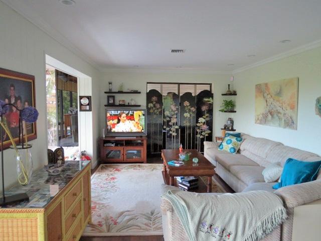1207 Mockingbird Road Key Largo, FL 33037 - Photo 17 of 40 Living Room