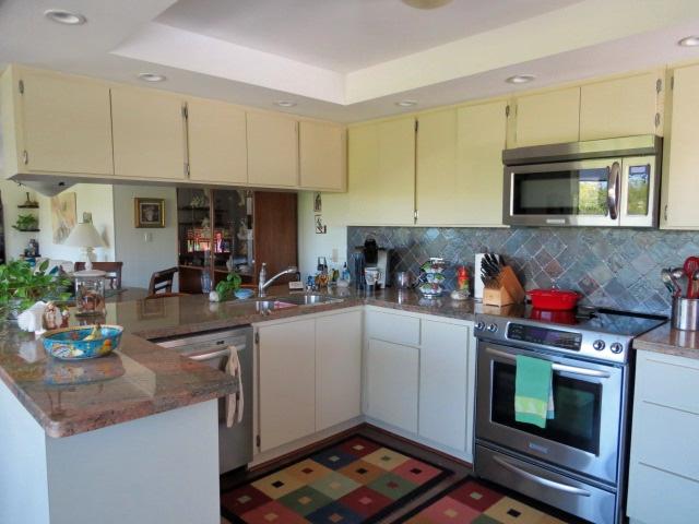 1207 Mockingbird Road Key Largo, FL 33037 - Photo 19 of 40 Kitchen