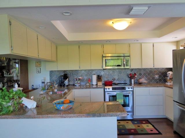 1207 Mockingbird Road Key Largo, FL 33037 - Photo 20 of 40 Kitchen