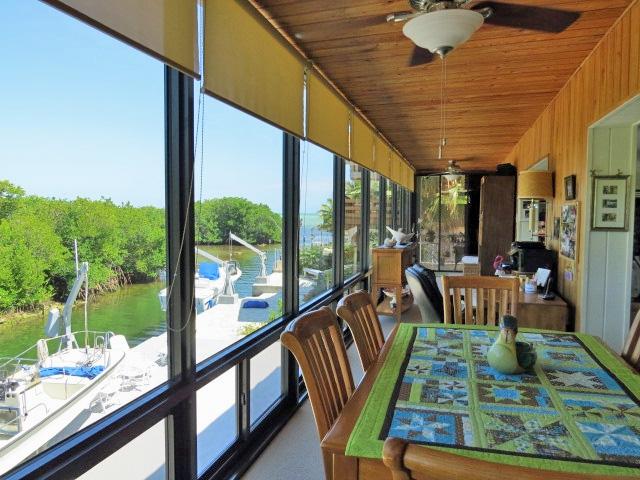 1207 Mockingbird Road Key Largo, FL 33037 - Photo 4 of 40 Sunroom