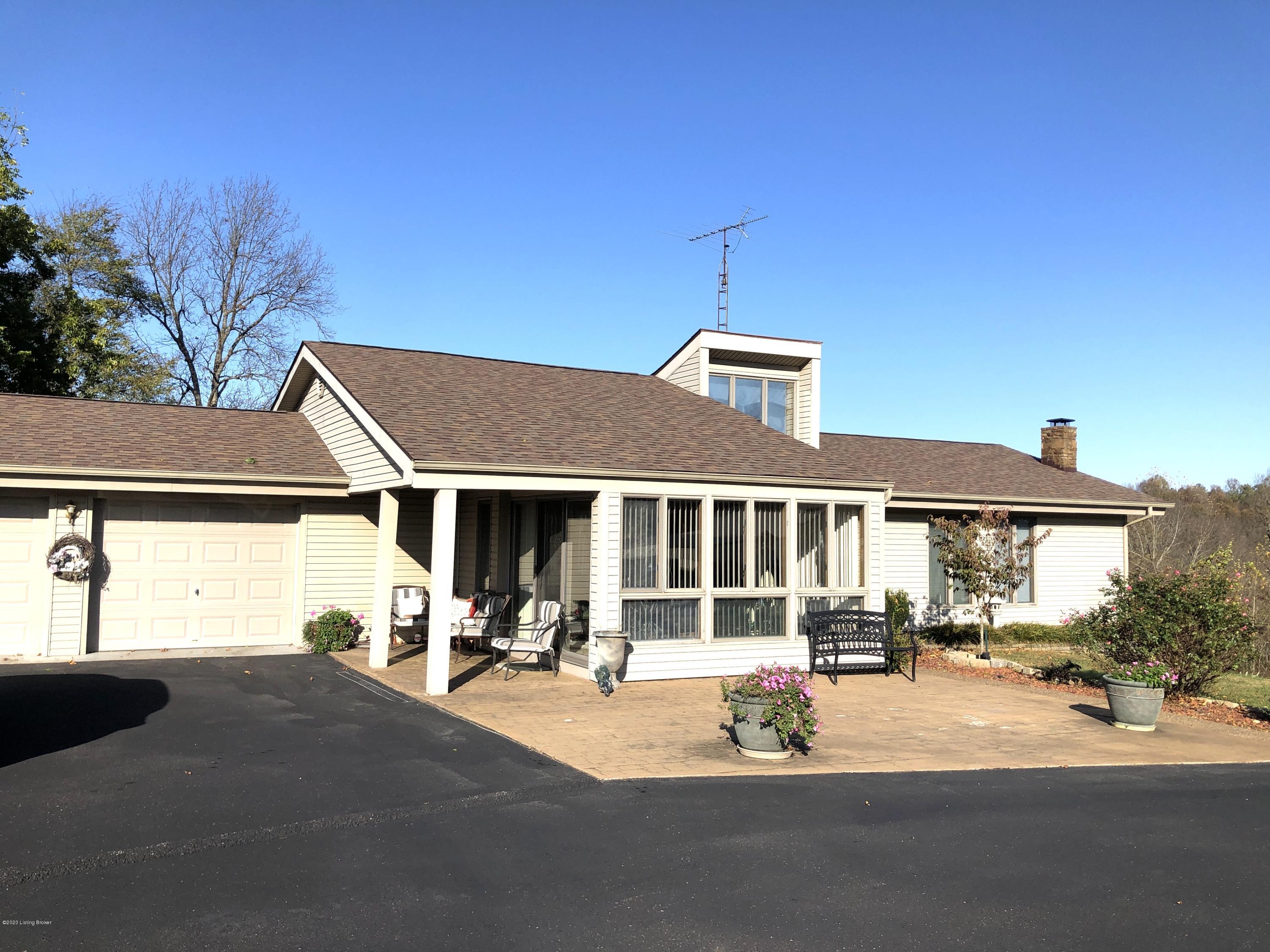 243 Old Peth Road Caneyville, KY 42721 - Photo 2 of 72 IMG-1204