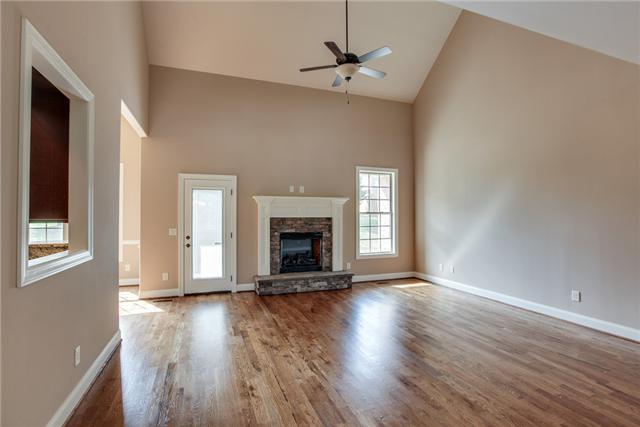 1034 Nealcrest Circle Spring Hill, TN 37174 - Photo 9 of 17 Gallery Image 9