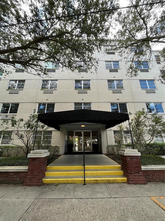 406 West Azeele Street, Unit 203 Tampa, FL 33606 - Photo 1 of 1