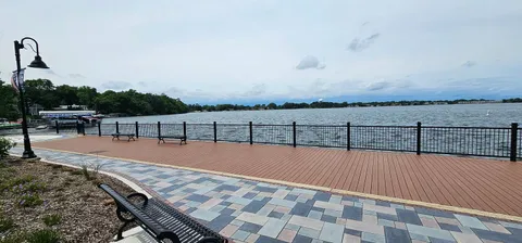 1039 Raupp Court, Lake Zurich, IL 60047