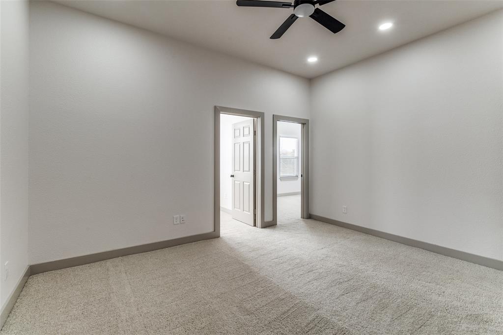 917 South Carroll Avenue Dallas, TX 75223 - Photo 22 of 30 Empty room with light carpet, ceiling fan, and recessed lighting